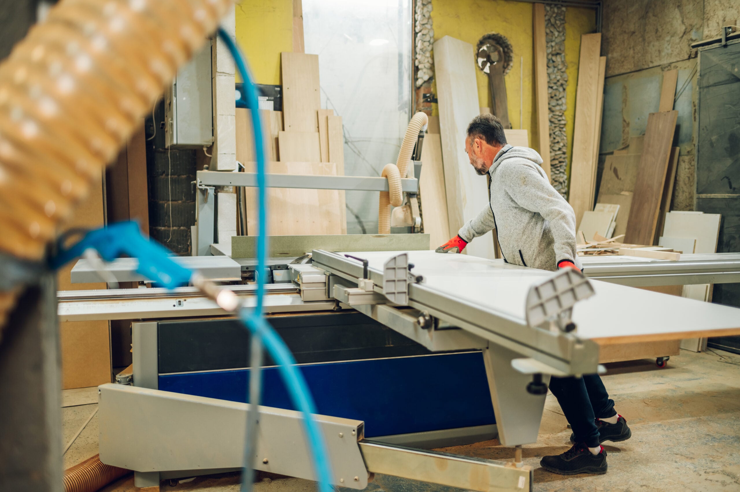 Sawing mill cutting sheet material
