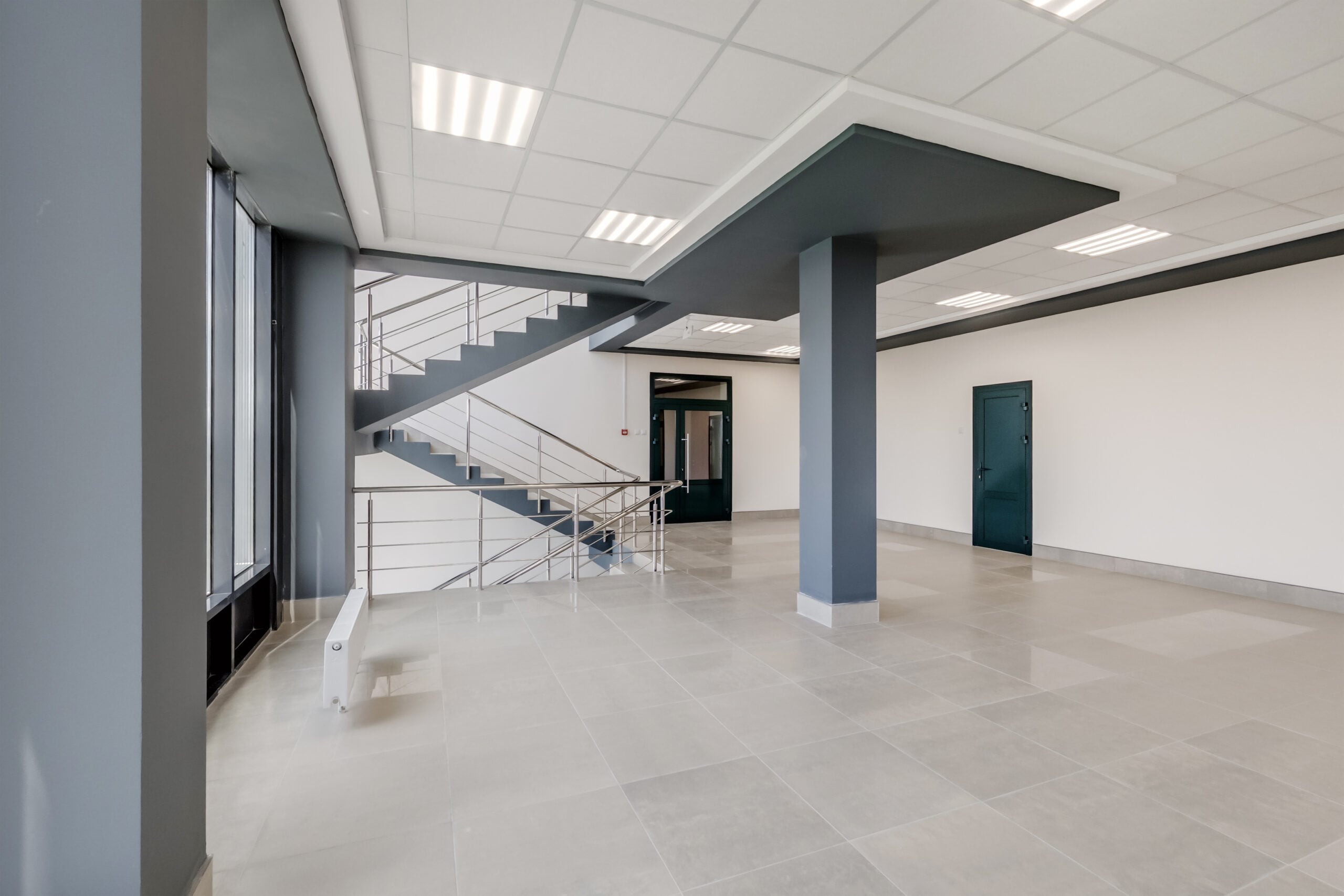 Installing a suspended ceiling